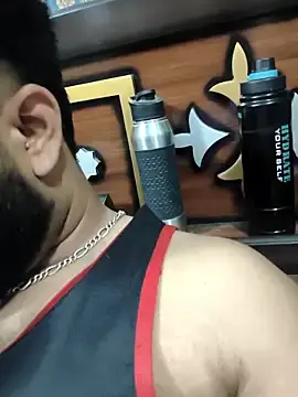 Stripchat Free Porn Cam of BeardKingo