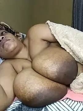 Stripchat Private Sex Chat of HappygalTheQueen
