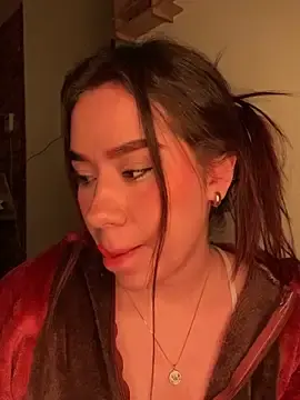 Stripchat Free Porn Cam of Im_Valen_Cute