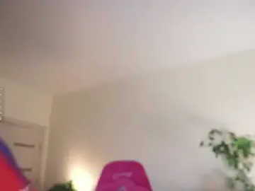 Stripchat Live Porn of RoxannaCarver