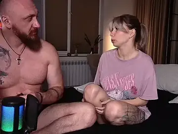 Stripchat Adult Webcams of niki7377