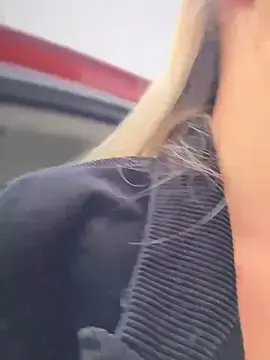 Stripchat Sex Chat of LetsFunKARINA