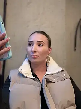 Stripchat Nude Webcam of LetsFunKARINA