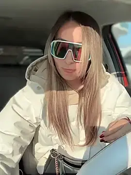 Stripchat Free Porn Cam of Wonder_Kari