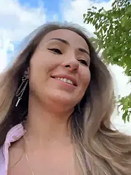 Stripchat Live Porn of Wonder_Kari