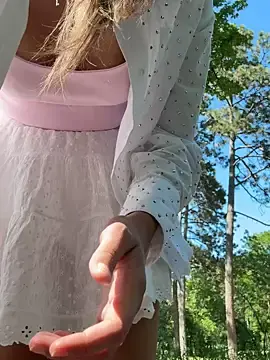Stripchat Watch Live Sex Cams of Wonder_Kari