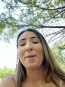 Stripchat Live Sex of Wonder_Kari