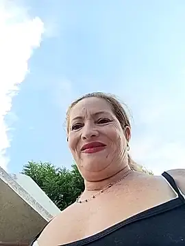 Stripchat Live Sex Cam of Sexy-Woman-Mature