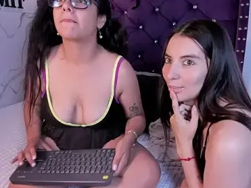 Stripchat Adult Video Chat of Valkiria-and-Dione