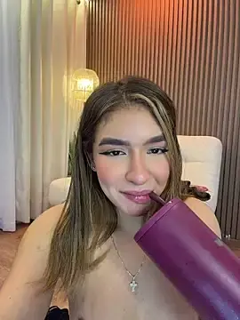 Stripchat Live Sex Cam of jenn_fit
