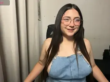 Stripchat Free Live Porn of valentinauwu