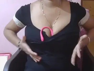 Stripchat Watch Live Sex Cams of itsabika