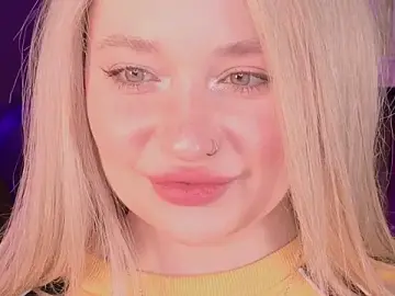 Stripchat Free Porn Cam of carolina_elf