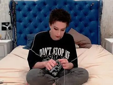 Stripchat Nude Webcam of via_mayer_