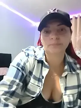 Stripchat Live Sex Cam of SHARAONELOVE