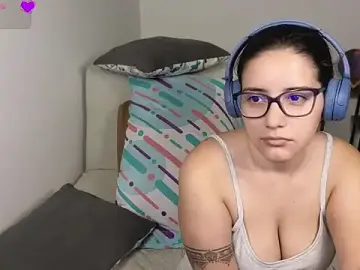 Stripchat Adult Webcam of blue__moon_