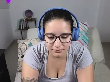 Stripchat Free Live Porn of blue__moon_