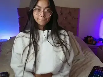 Stripchat Free Porn Cam of miaa_saenz1