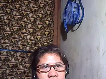 Stripchat Sex Cam of sweetsosie18