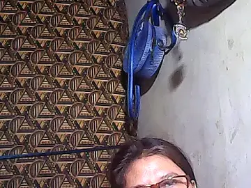 Stripchat Adult Video Chat of sweetsosie18