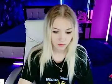 Stripchat Best live sex cam show of NaomiHita