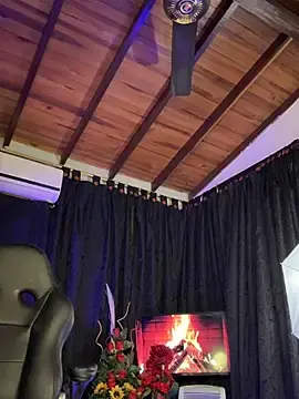 Stripchat Live Sex of monroe_777