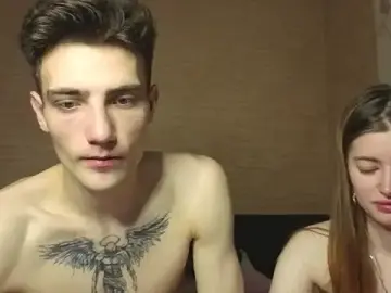 Stripchat Free Live Porn of EmiliaCouple