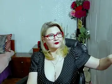 Stripchat Live Sex of LucilleFenlys