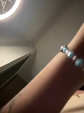 Stripchat Free Porn Cam of Sophie_Dreamss