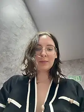 Stripchat Watch Live Sex Cams of The_Snowwhitee