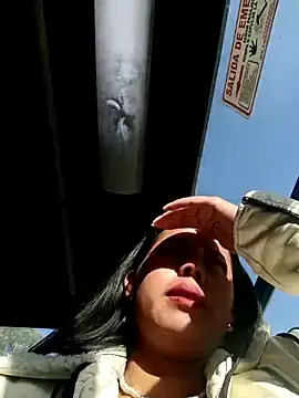 Stripchat Adult Webcam of _andrea30