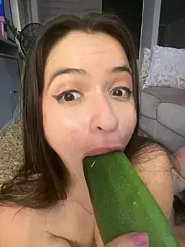 Stripchat Nude Webcam of carolina__star