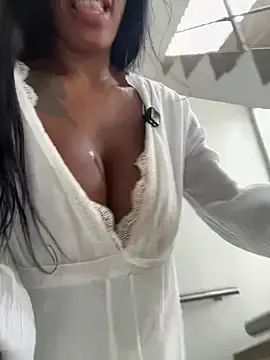 Stripchat Sex Chat of Bustykeyla