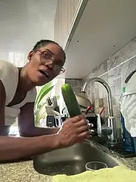 Stripchat Best live sex cam show of Bustykeyla