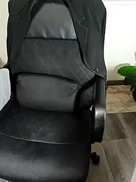 Stripchat Live Sex Cam of lisshorn
