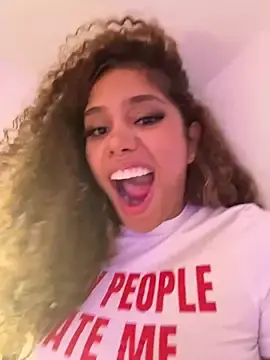 Stripchat Live Sex Cam of stormyy_