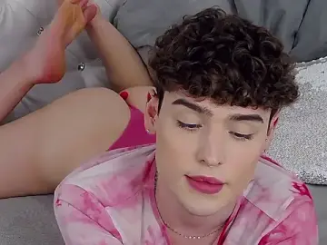 Stripchat Best live sex cam show of RobbyCharming