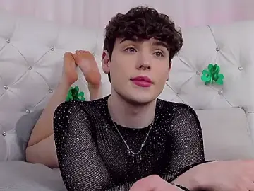 Stripchat Adult Webcam of RobbyCharming