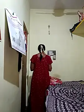 Stripchat Live Sex Cam of Kavya5500