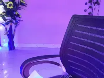 Stripchat Best live sex cam show of Saira_Hotty