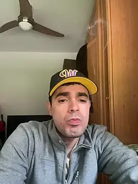 Stripchat Live Porn of joseemontilla