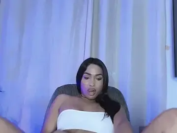 Stripchat Free Live Porn of carminaurmommy