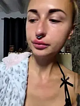 Stripchat Adult Webcam of kylie_blck