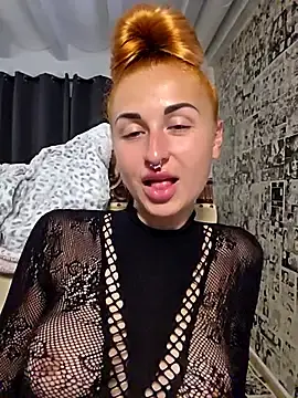 Stripchat Sex Cam of kylie_blck