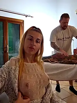 Stripchat Live Sex of kylie_blck