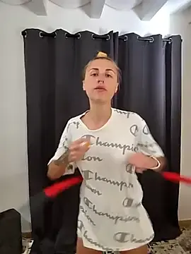 Stripchat Live Sex of kylie_blck