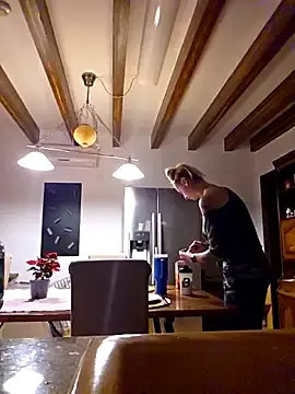 Stripchat Adult Webcams of kylie_blck