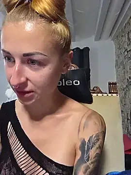 Stripchat Watch Live Sex Cams of kylie_blck