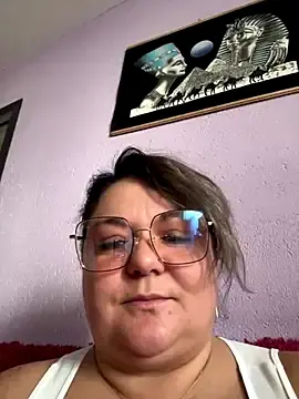 Stripchat Live Sex of MikyVesela