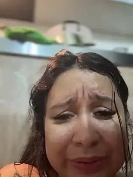 Stripchat Sex Cam of Pretty_Isadora